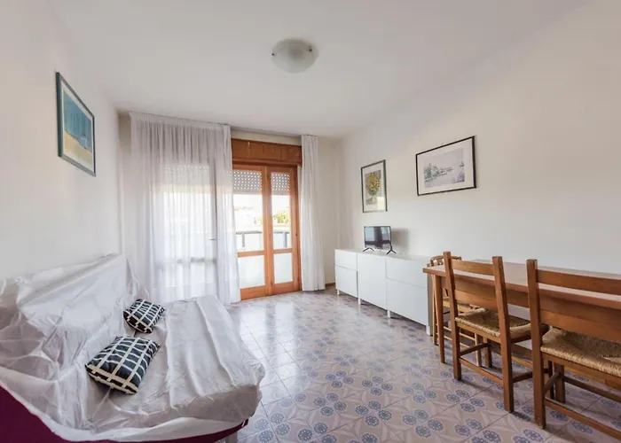 With Balcony And View *